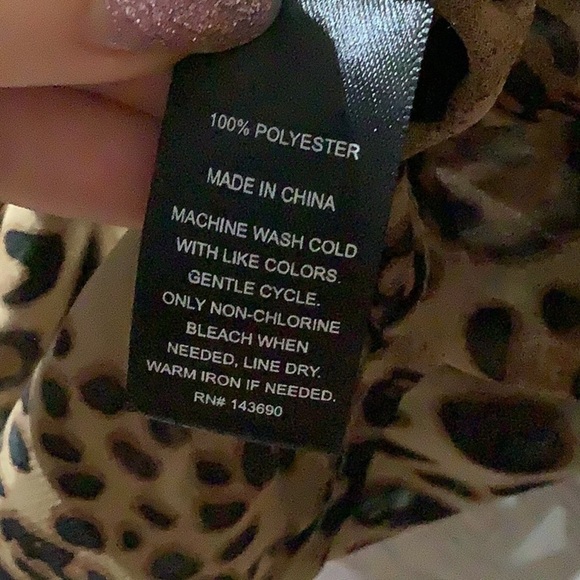 Larry Levine NWT - Sz L - animal print pattern transparent button down shirt - Picture 7 of 7